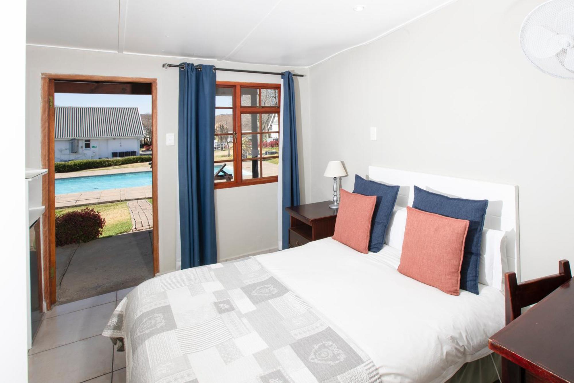 Mount Currie Inn Kokstad  Exteriör bild
