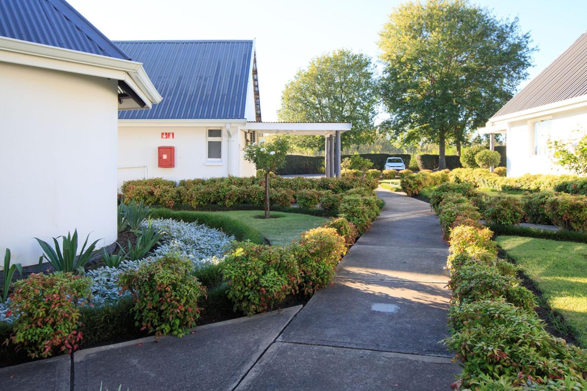 Mount Currie Inn Kokstad  Exteriör bild
