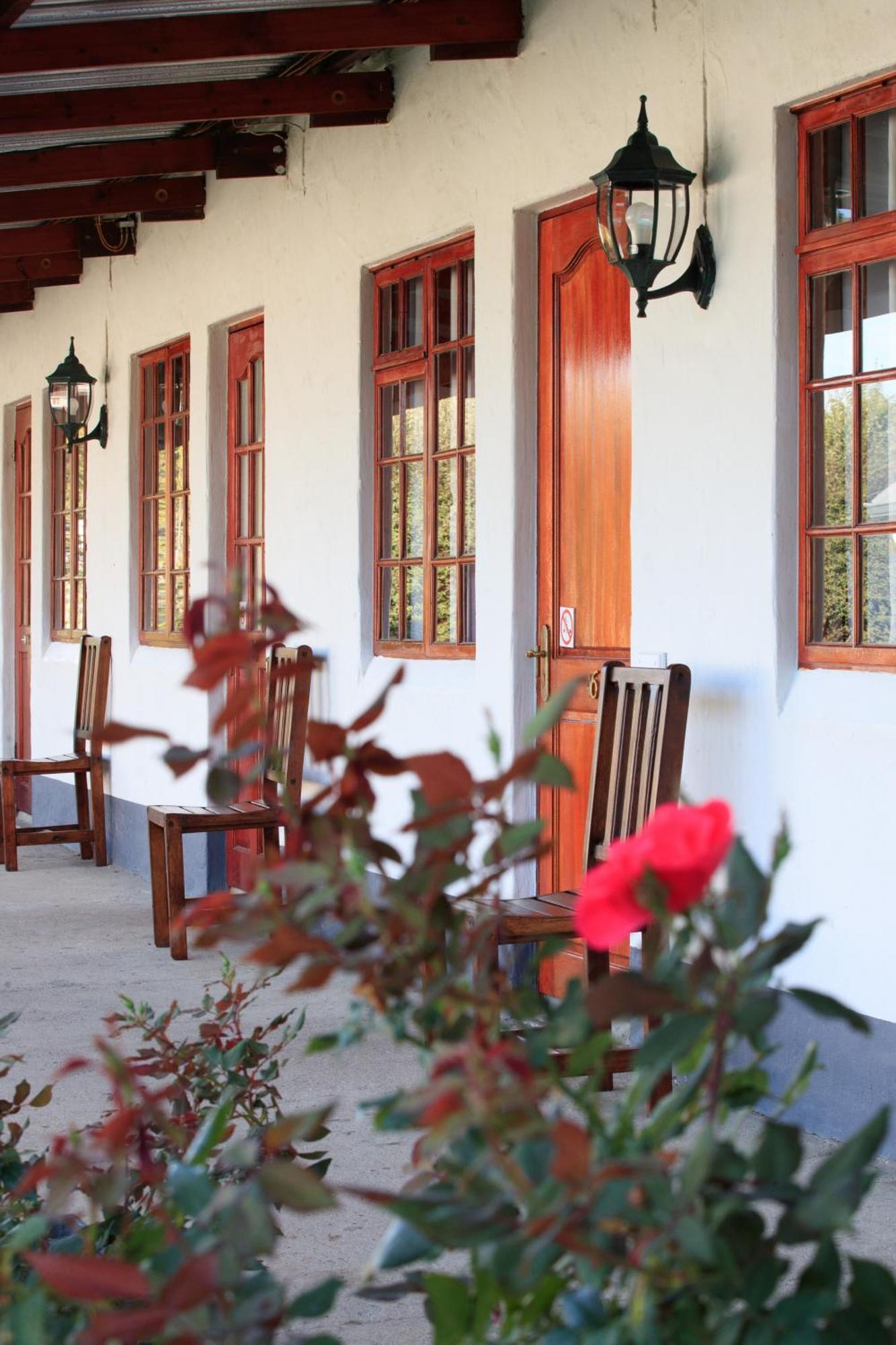 Mount Currie Inn Kokstad  Exteriör bild